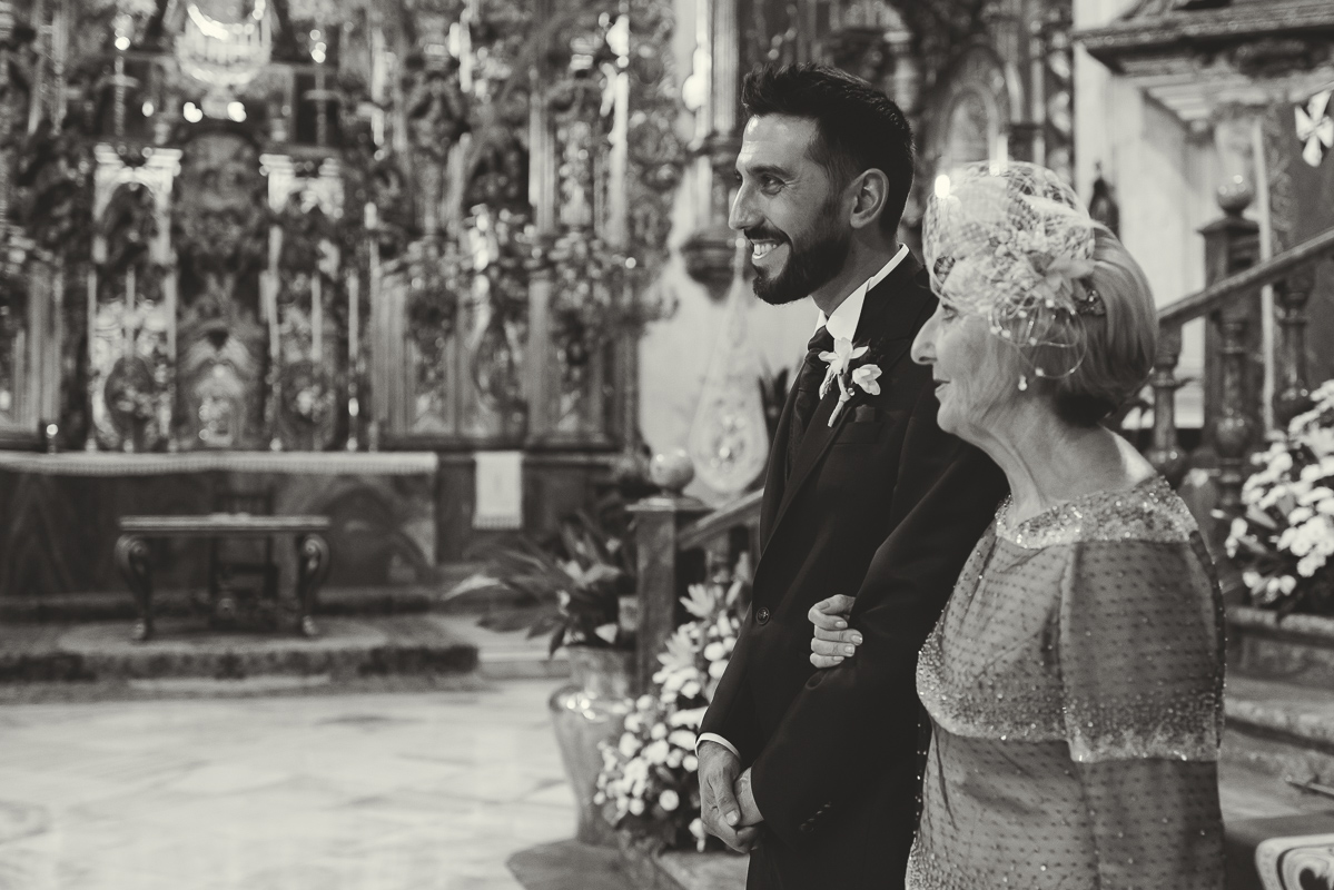 boda_iglesia_santo_domingo_torre_del_rey_borraja-065