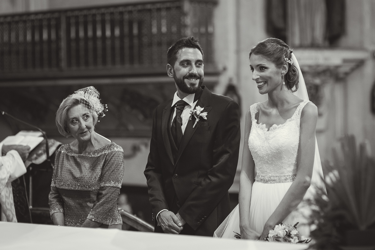 boda_iglesia_santo_domingo_torre_del_rey_borraja-071