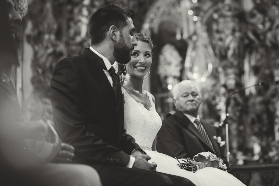 boda_iglesia_santo_domingo_torre_del_rey_borraja-069