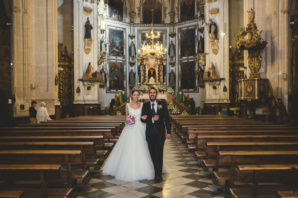 boda_iglesia_santo_domingo_torre_del_rey_borraja-083