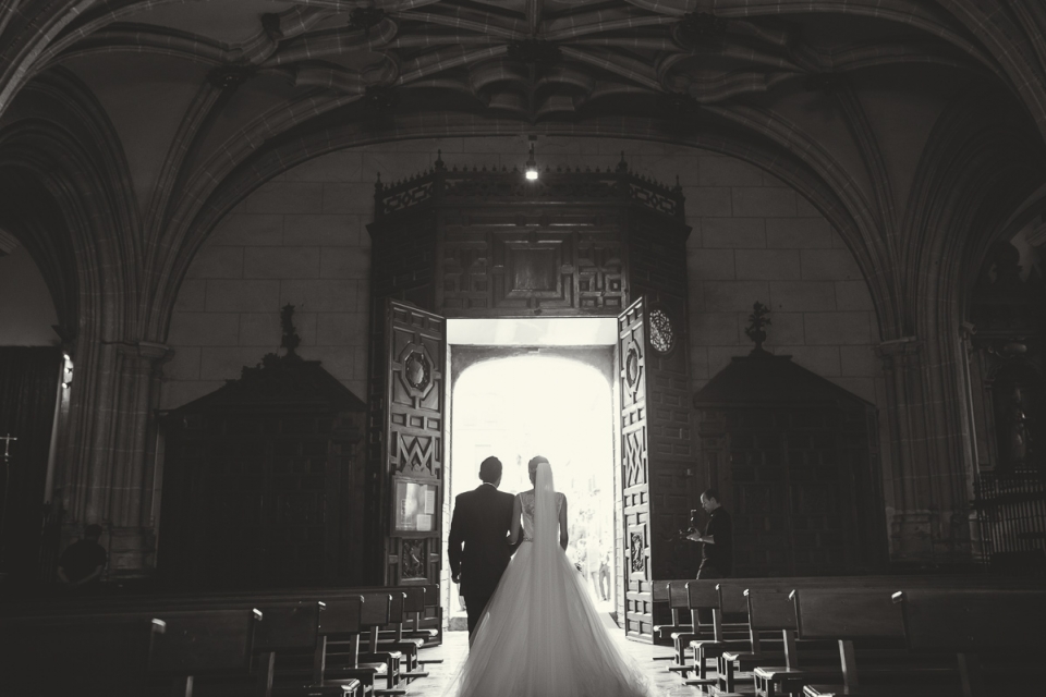 boda_iglesia_santo_domingo_torre_del_rey_borraja-084